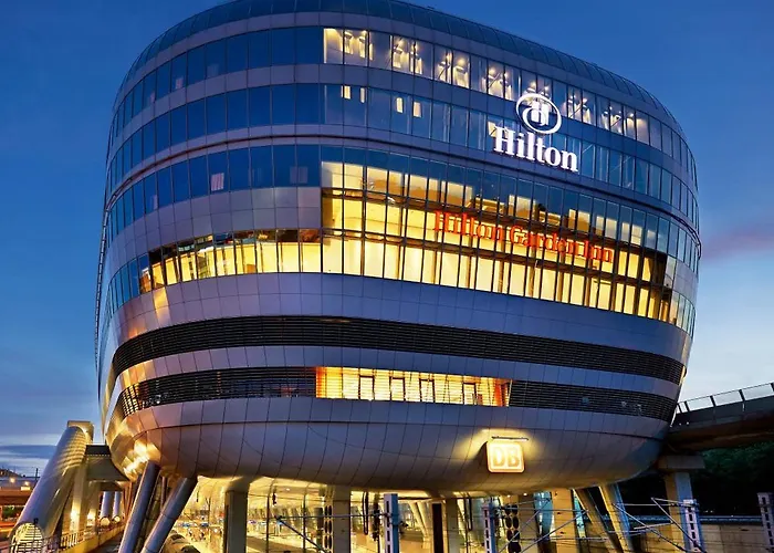 Hotel Hilton Garden Frankfurt Airport 4*