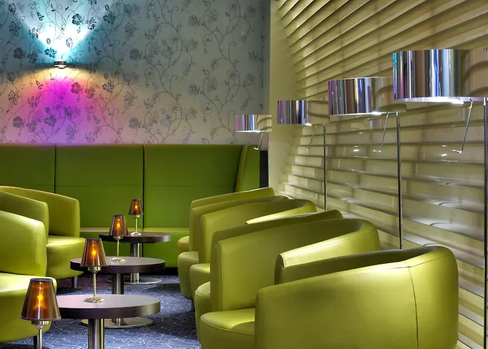 Отель Hilton Garden Frankfurt Airport