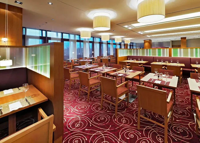 Hilton Garden Frankfurt Airport Отель 4*