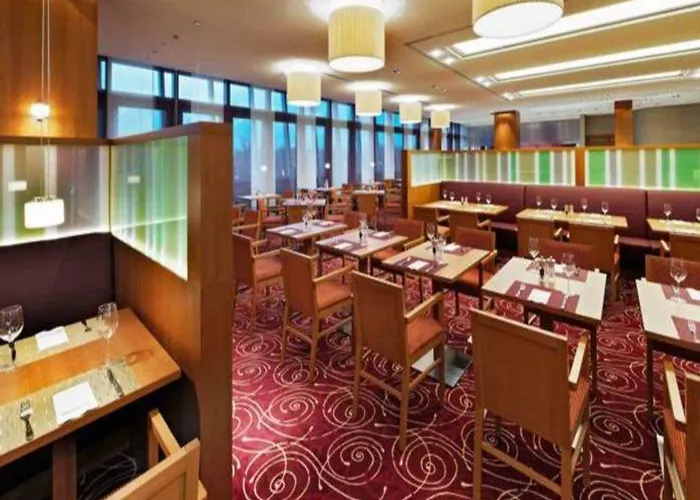 Hotel Hilton Garden Frankfurt Airport 4*